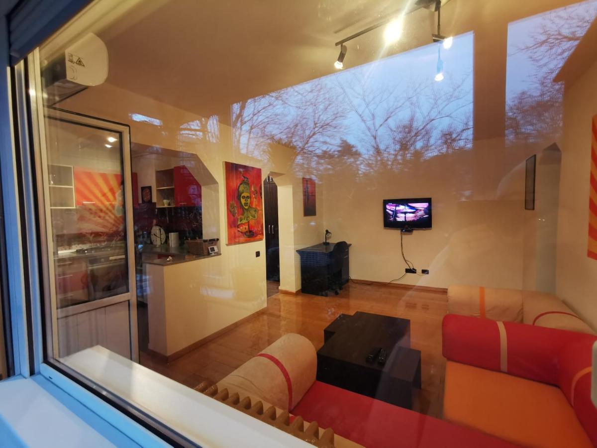 Comfy & Pleasant Apartment 10 Min Walk To Downtown Timisoara Luaran gambar