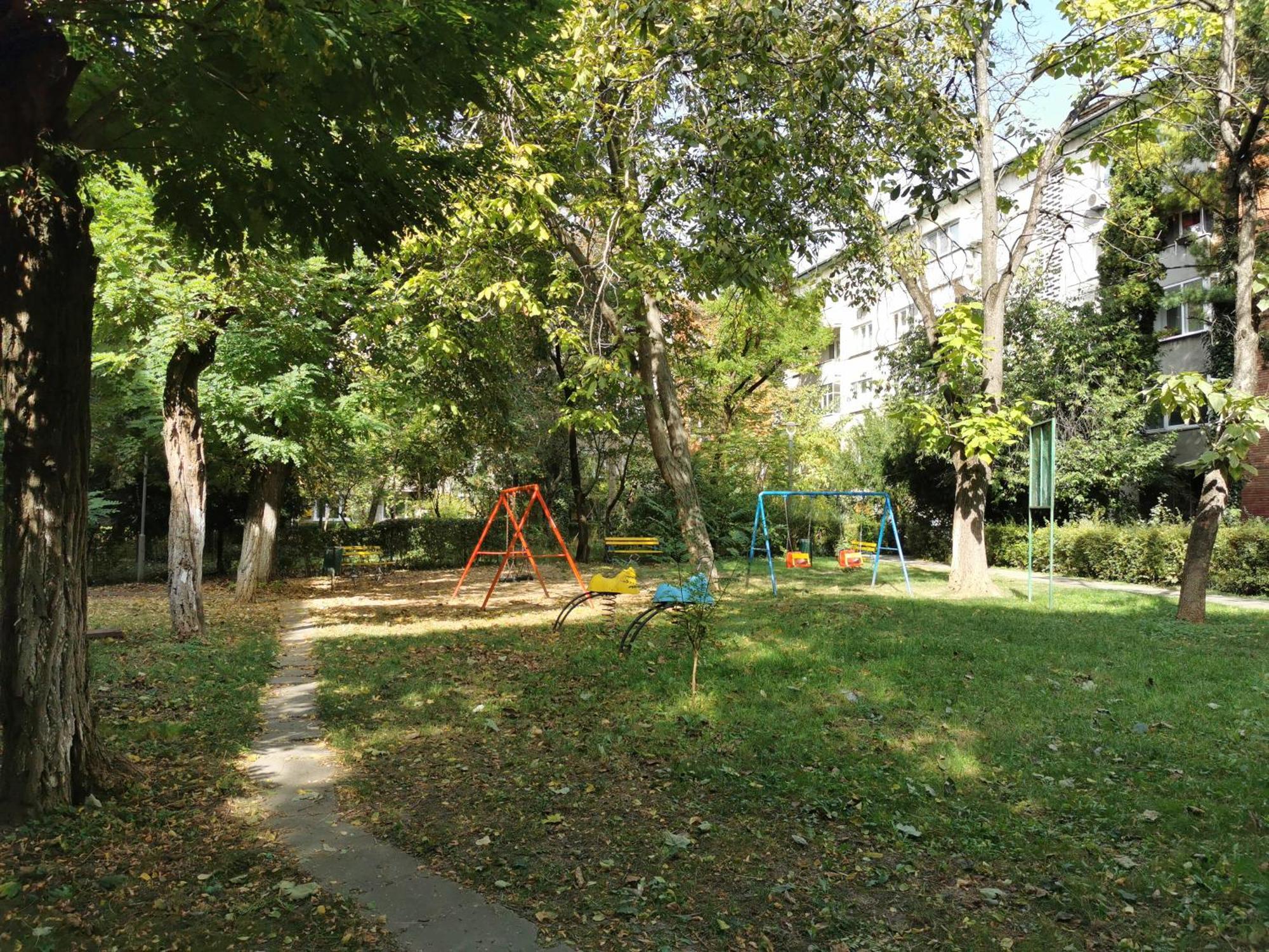 Comfy & Pleasant Apartment 10 Min Walk To Downtown Timisoara Luaran gambar