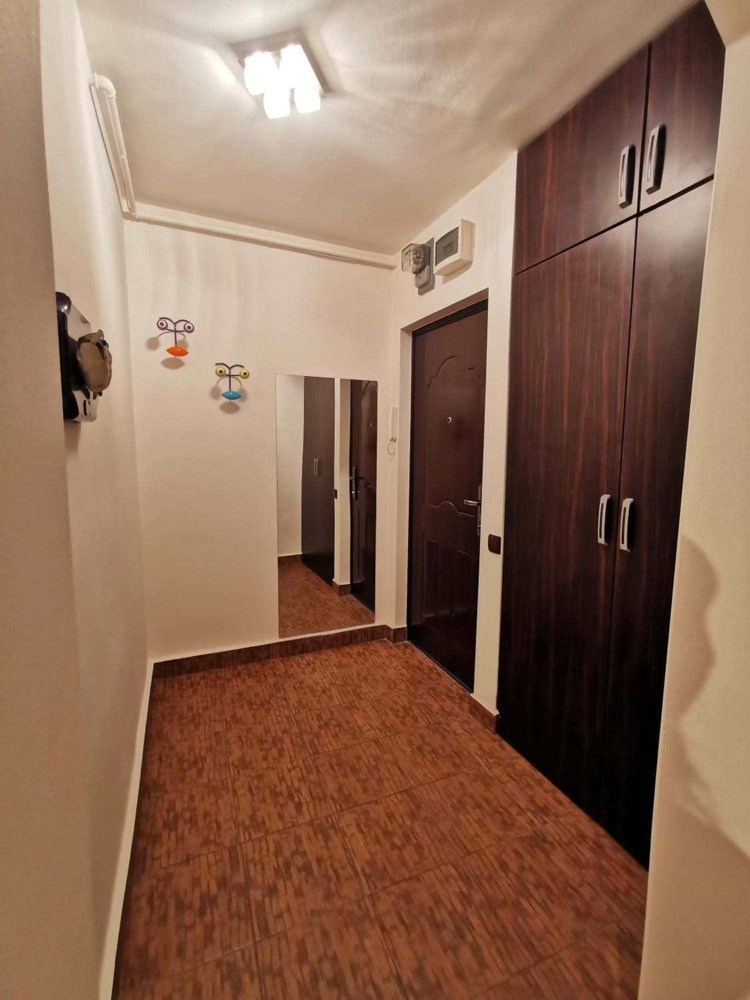 Comfy & Pleasant Apartment 10 Min Walk To Downtown Timisoara Luaran gambar